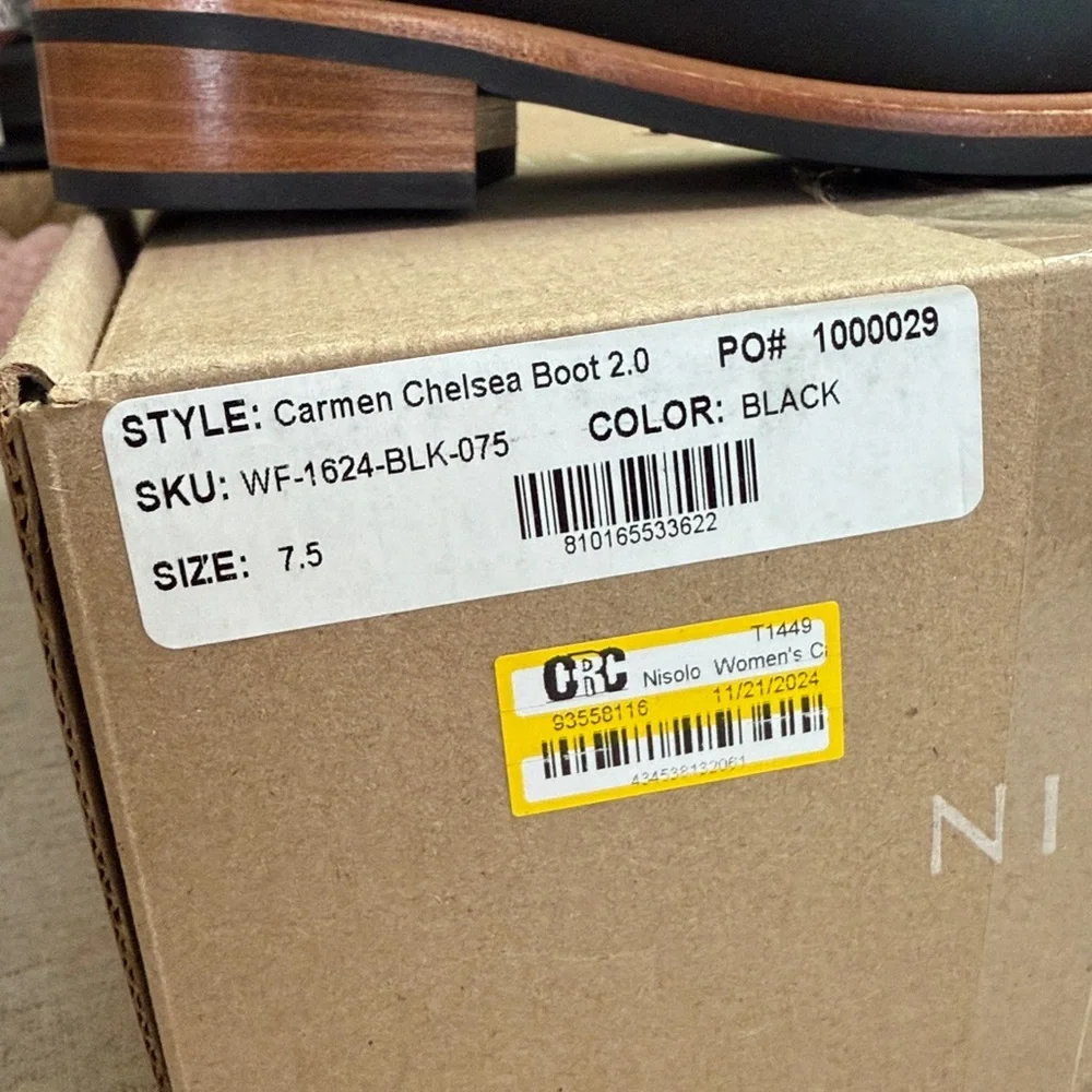 Nisolo Carmen Chelsea 2.0 Leather Ankle Boots - Picture 2 of 6
